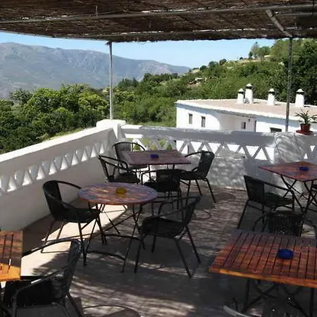 Hotel La Oveja De La Alpujarra 2*