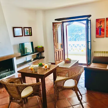 Hotel La Oveja De La Alpujarra